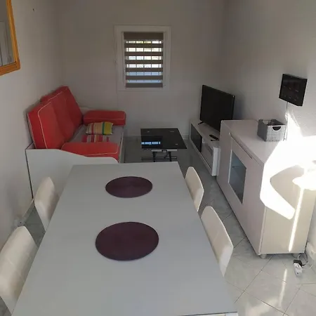 Apartamento Pavillon De Très Bien équipé Avec Parking Privatif - 6briga7 Saint-Cyprien (Pyrenees-Orientales)