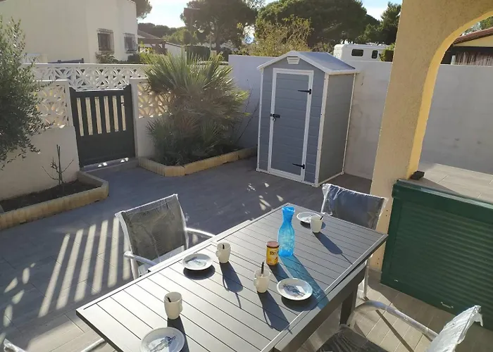 شقة Pavillon De Tres Bien Equipe Avec Parking Privatif - 6briga7 *